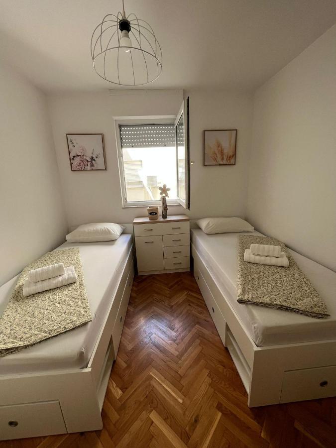 Apartman Vanda Omiš Zewnętrze zdjęcie