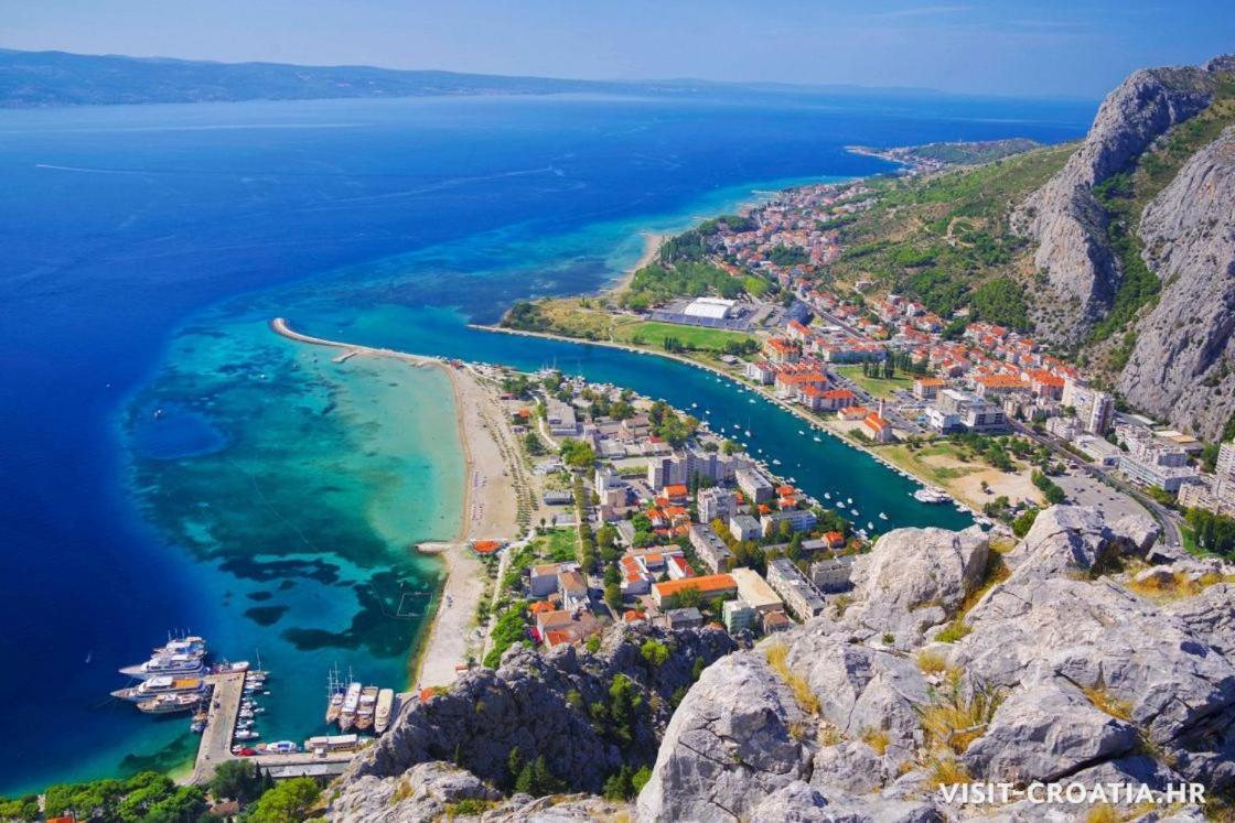 Apartman Vanda Omiš Zewnętrze zdjęcie